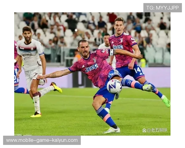 尤文防守反击演绎硬派足球：钢铁般的防线与致命反击