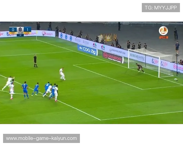 热刺凯恩点球冷静命中，前锋本能帮助取分——一场关键时刻的战术与信念解码