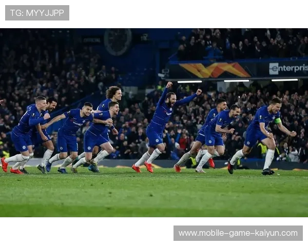 切尔西逼抢转换流畅,穆德里克反角破门